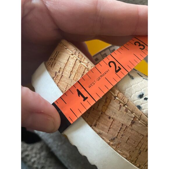 Steve Madden Women's Faithi Wedge Sandal Size 8M Snakeskin Print Silver Buckle - Picture 10 of 11